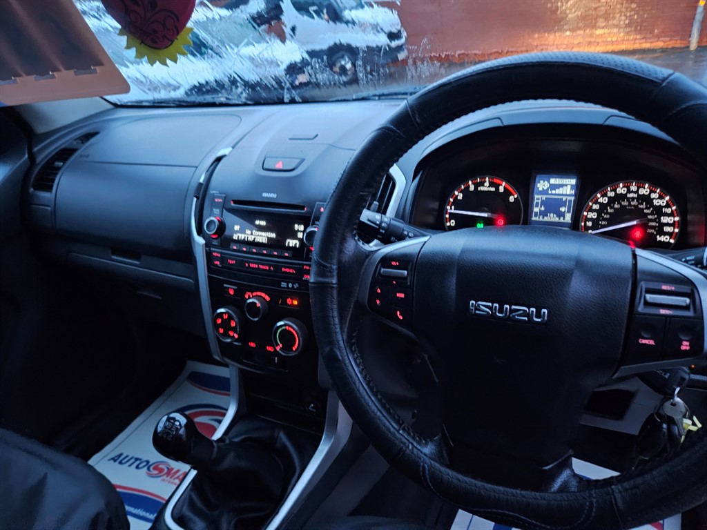 Used Isuzu D-Max 2015 for sale - 76476282: Photo 10