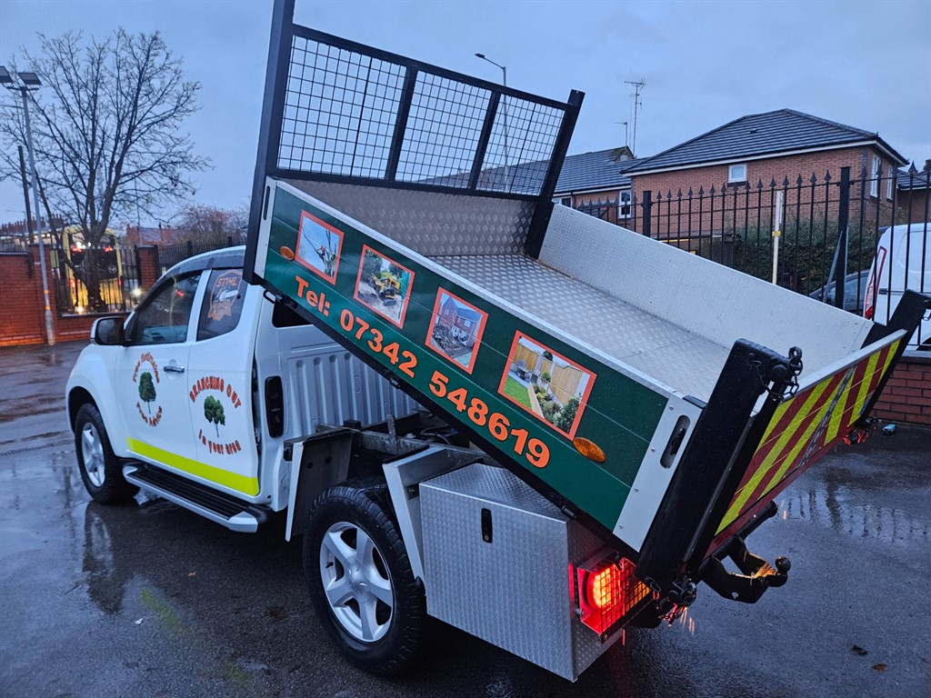 Used Isuzu D-Max 2015 for sale - 76476282: Photo 2