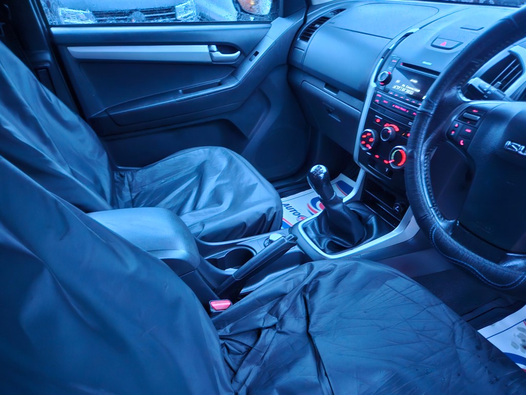 Used Isuzu D-Max 2015 for sale - 76476282: Photo 9