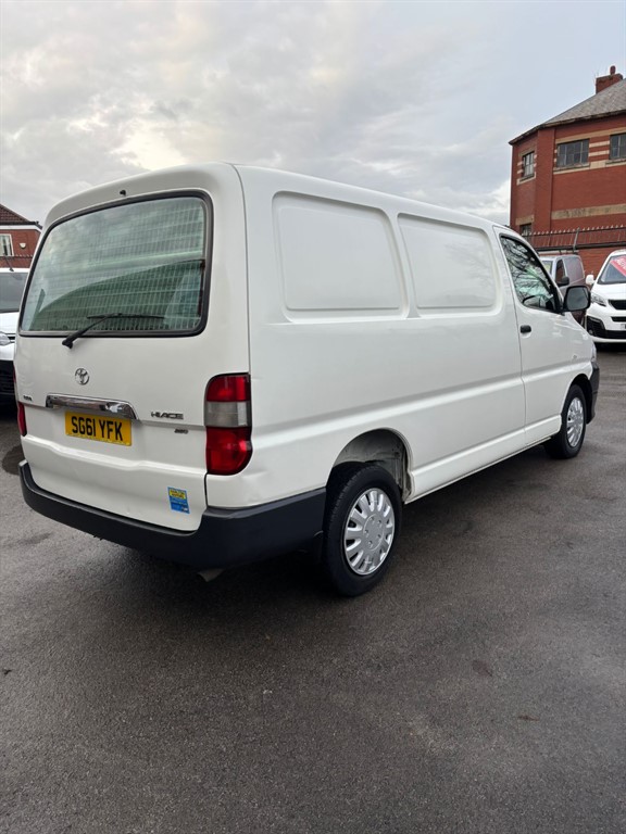 Used Toyota HiAce 2011 for sale - 77160838: Photo 8