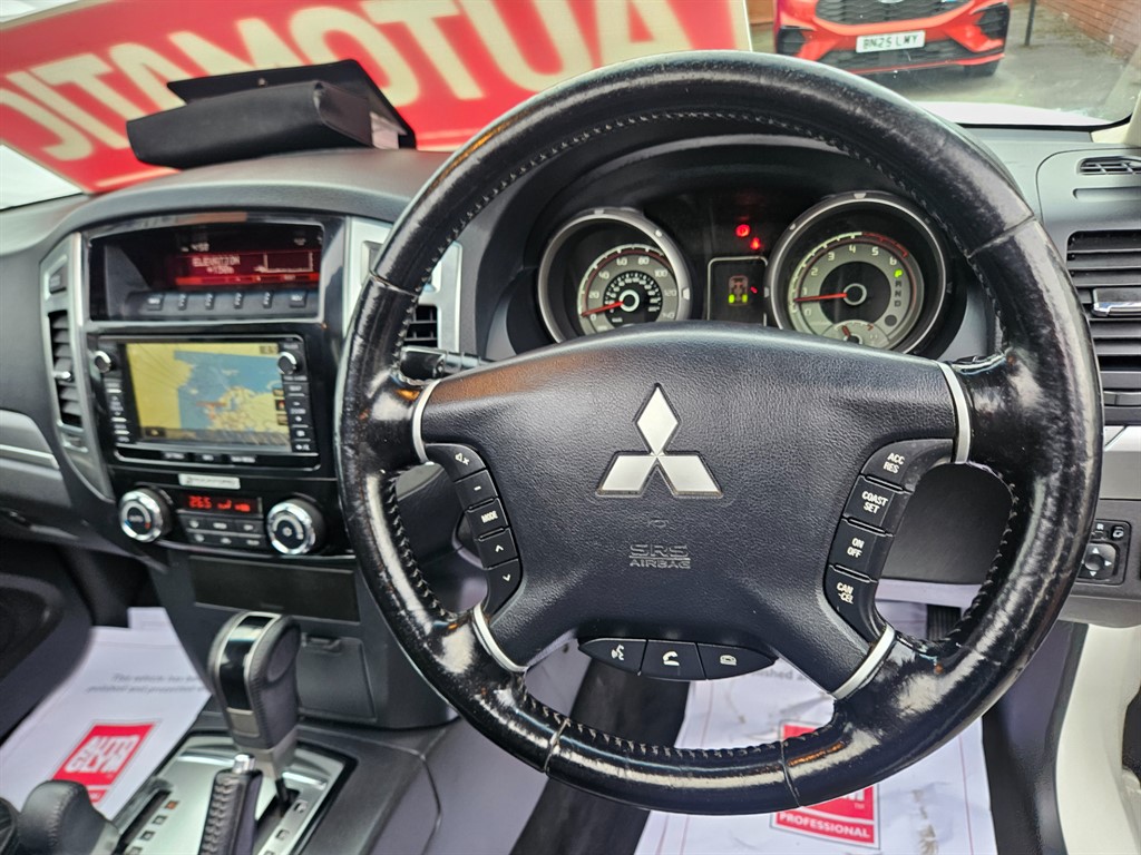 Used Mitsubishi Shogun 2015 for sale - 78036997: Photo 13