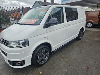 Used Volkswagen Transporter 2015 for sale - 76459384: Photo