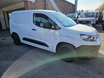 Used Citroen Berlingo 2020 for sale - 78037003: Photo