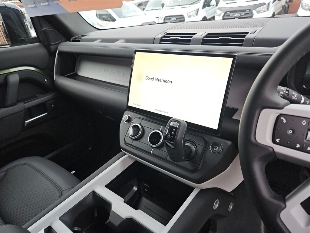 Used Land Rover Defender 2025 for sale - 77826995: Photo 15