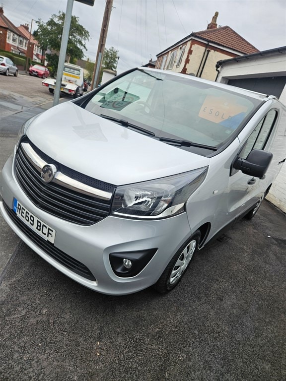 Used Vauxhall Vivaro 2019 for sale - 76180247: Photo 1