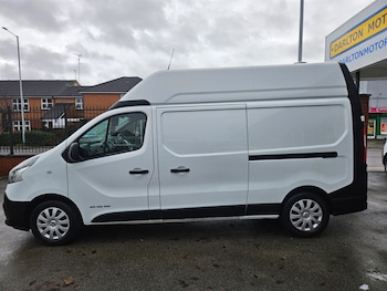 Used Renault Trafic 2017 for sale - 76889049: Photo