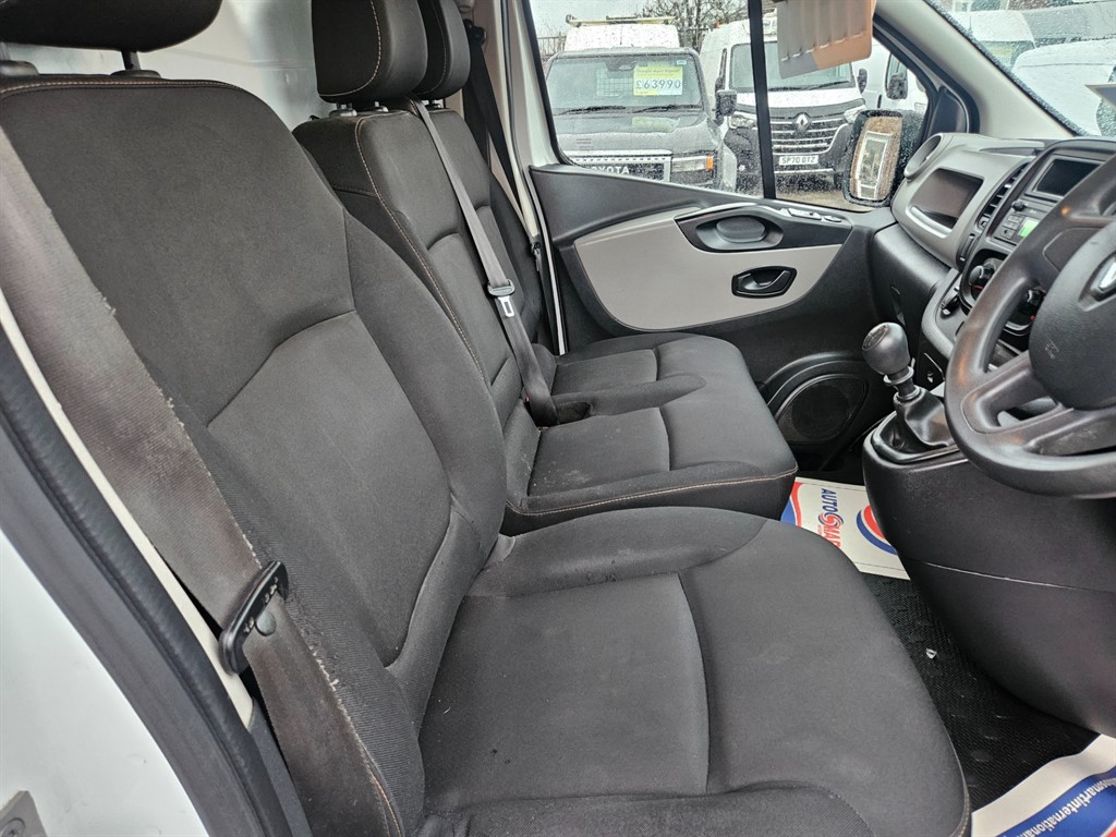 Used Renault Trafic 2017 for sale - 76889049: Photo 9