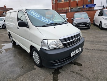 Used Toyota HiAce 2011 for sale - 77726490: Photo