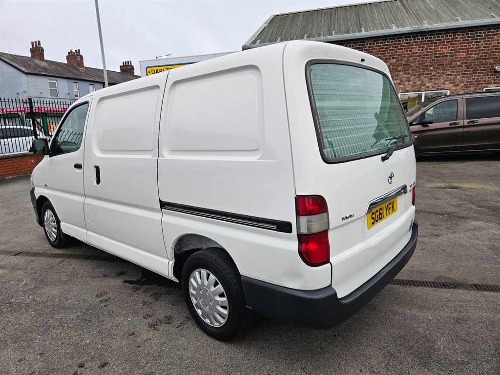 Used Toyota HiAce 2011 for sale - 77726490: Photo 5