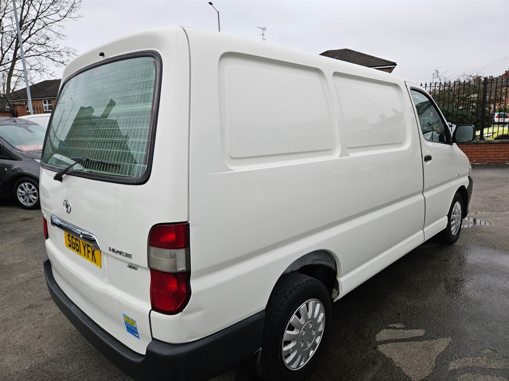 Used Toyota HiAce 2011 for sale - 77726490: Photo 9