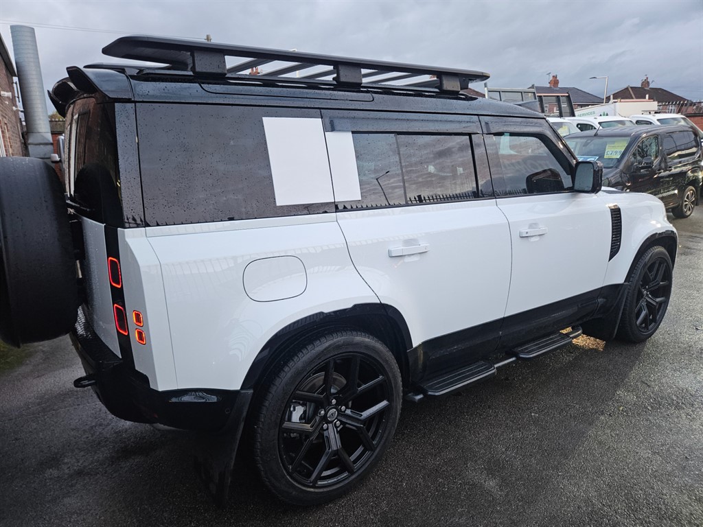 Used Land Rover Defender 2025 for sale - 76773671: Photo 13