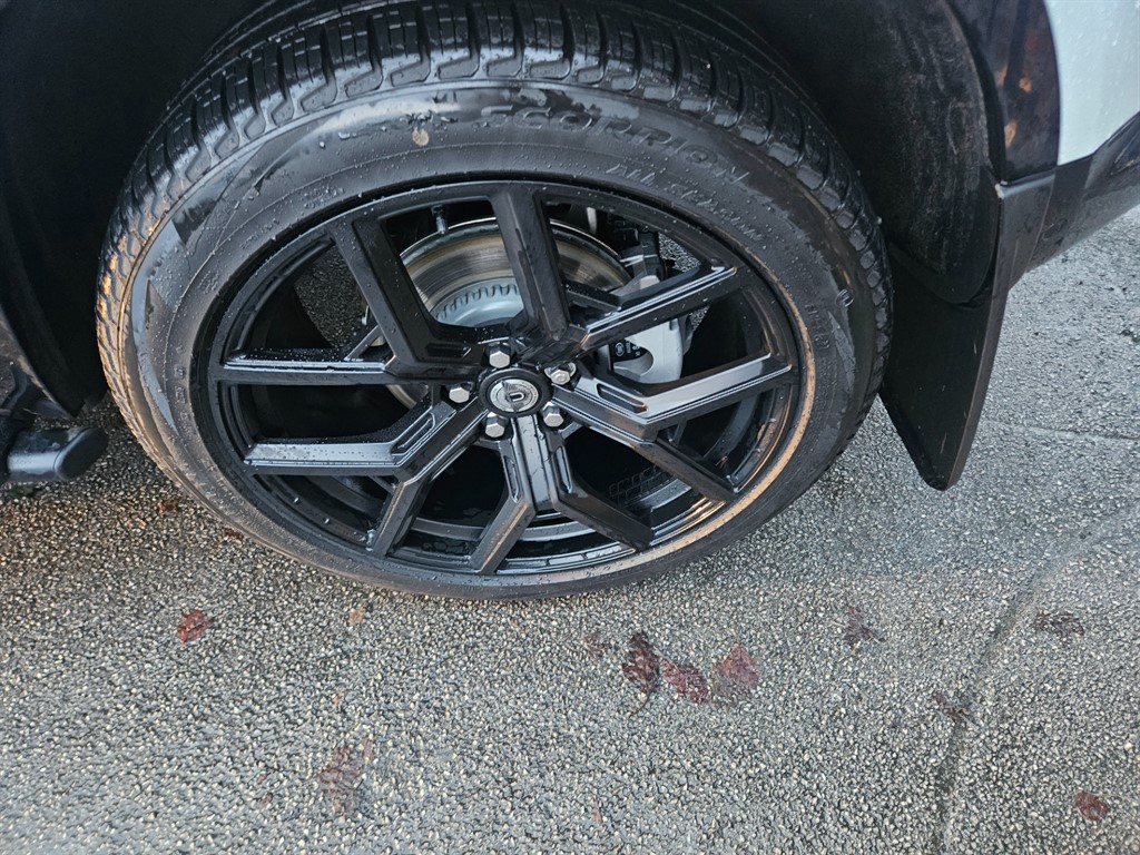 Used Land Rover Defender 2025 for sale - 76773671: Photo 5