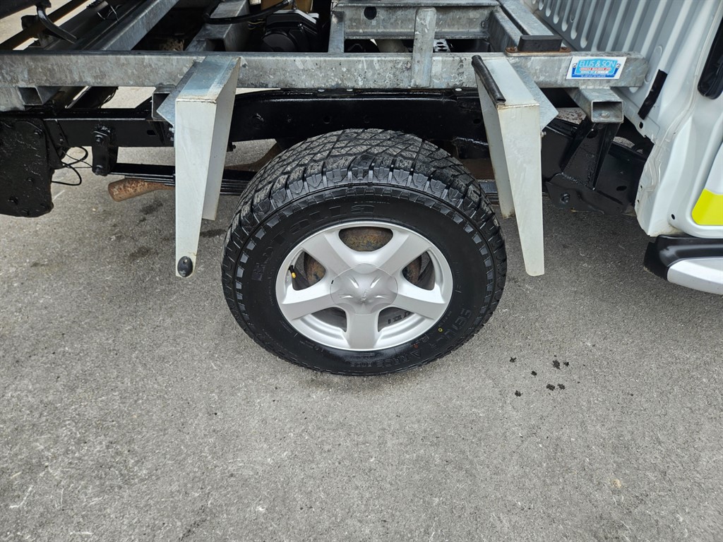 Used Isuzu D-Max 2015 for sale - 78014869: Photo 8