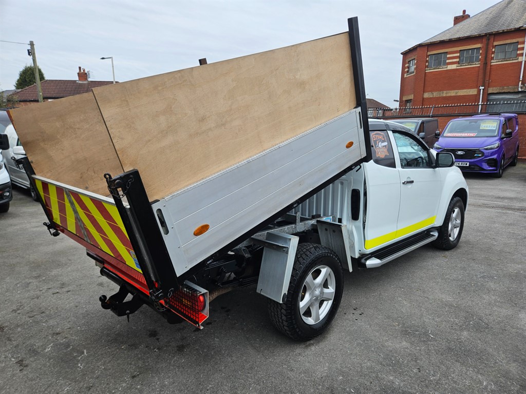 Used Isuzu D-Max 2015 for sale - 78014869: Photo 9