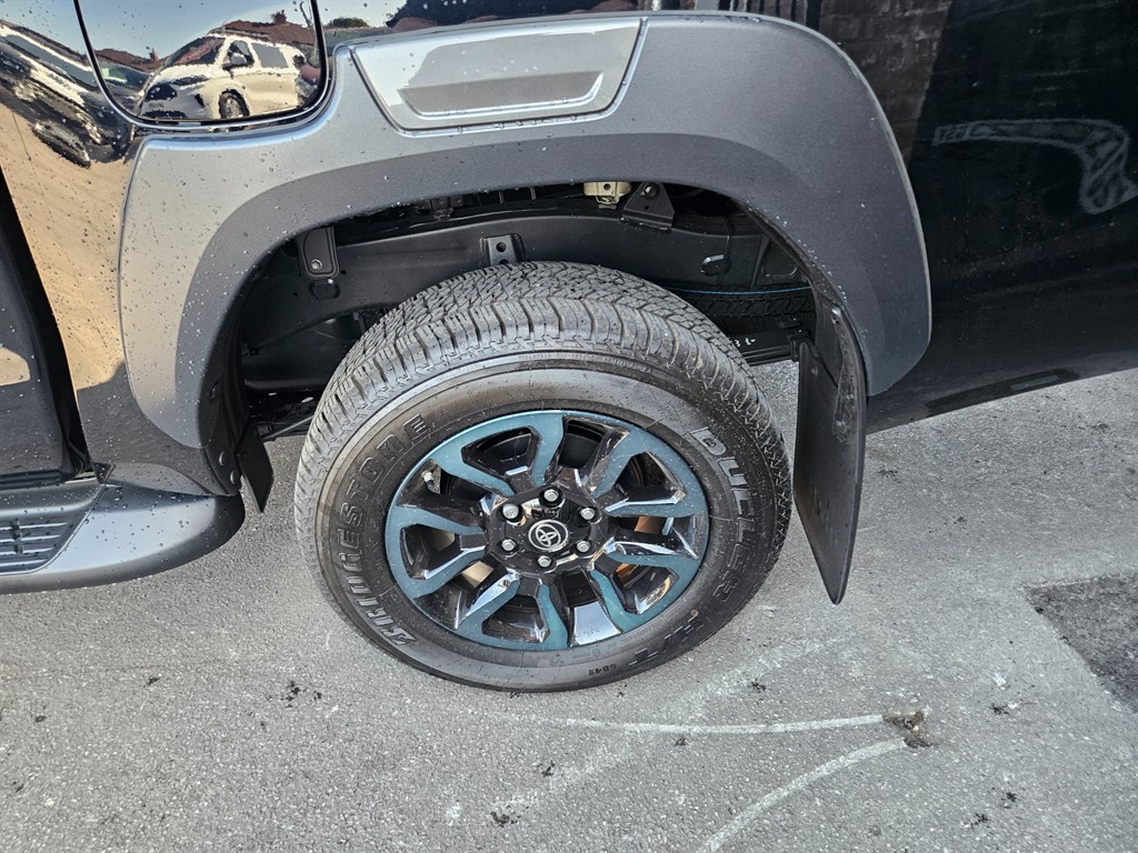 Used Toyota Hilux 2025 for sale - 76540179: Photo 4