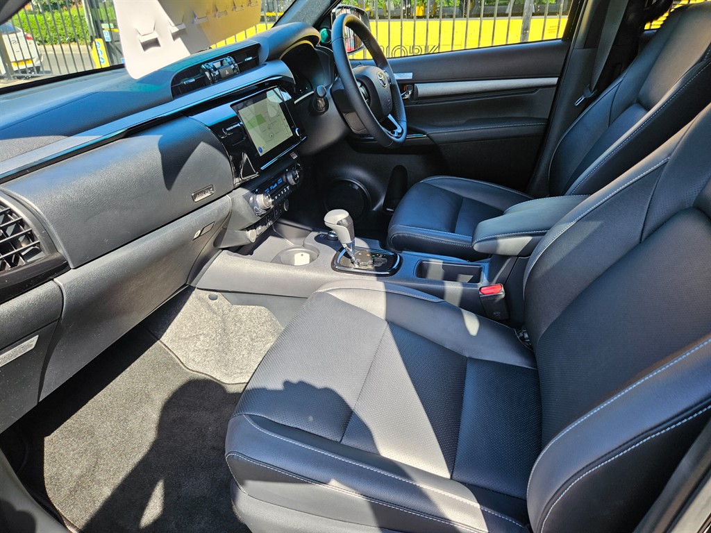 Used Toyota Hilux 2025 for sale - 76540179: Photo 9