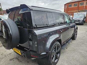 Used Land Rover Defender 2025 for sale - 76889050: Photo