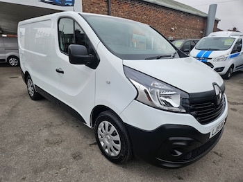 Renault Trafic feature image