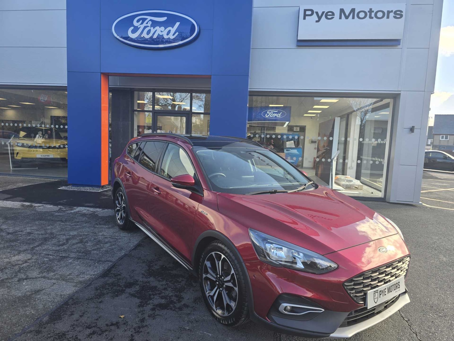 Used Ford Focus 2020 for sale - 76466328: Photo 1