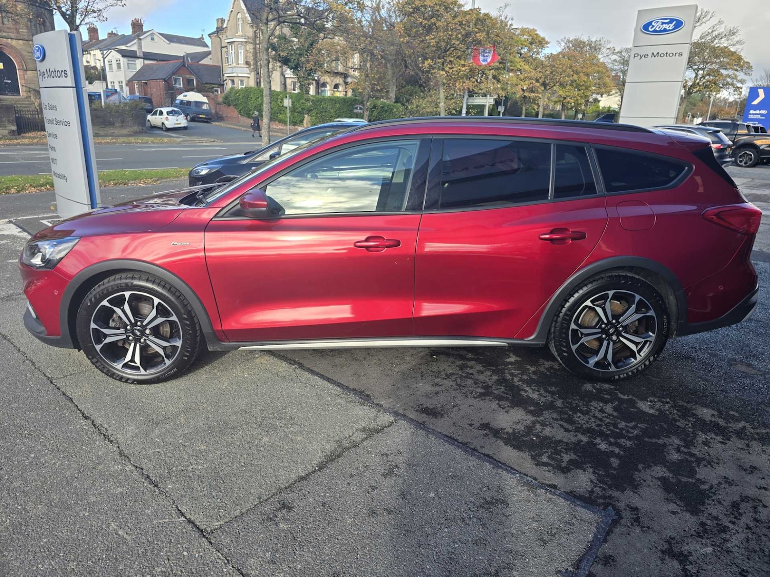 Used Ford Focus 2020 for sale - 76466328: Photo 5