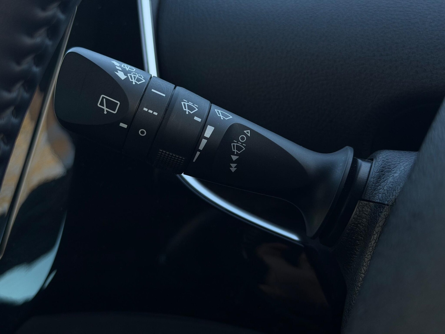 Used Toyota Prius for sale - 77925717: Photo 26