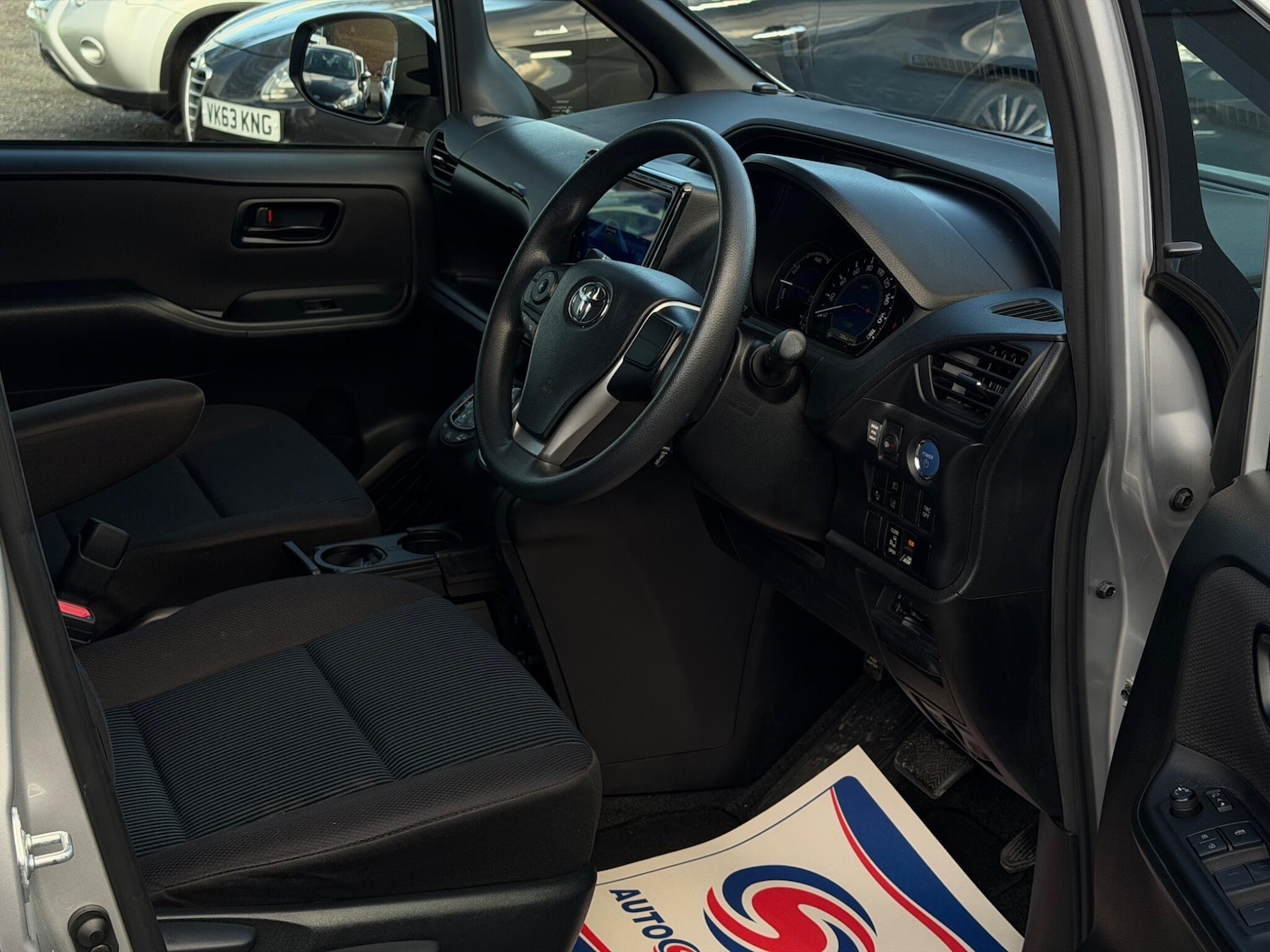 Used Toyota Noah 2026 for sale - 78115983: Photo 10