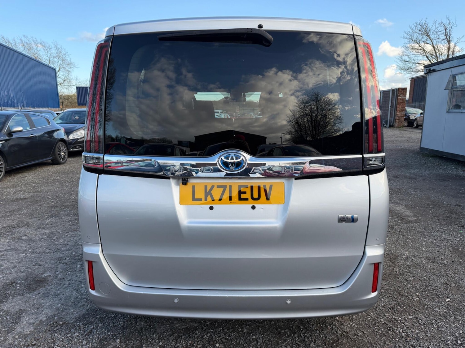 Used Toyota Noah 2026 for sale - 78115983: Photo 5