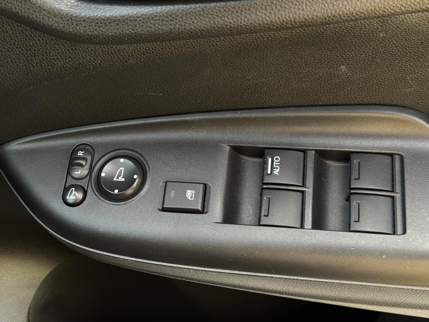 Used Honda Fit for sale - 78219918: Photo 32