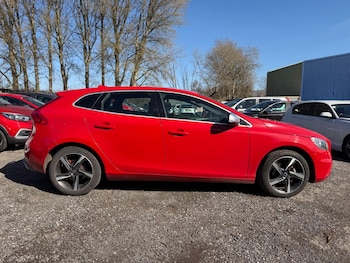 Used Volvo V40 2013 for sale - 77925541: Photo
