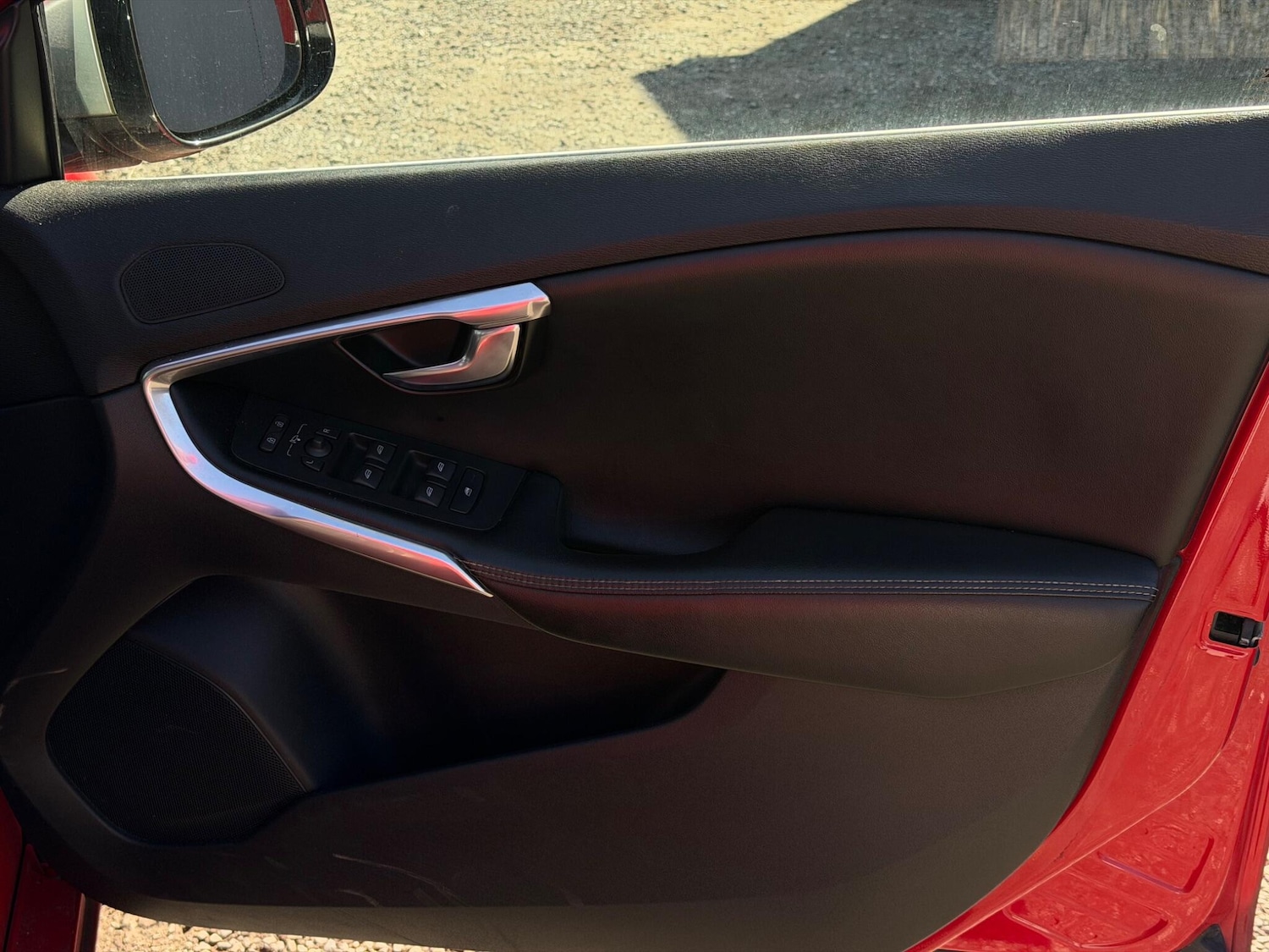 Used Volvo V40 2013 for sale - 77925541: Photo 9