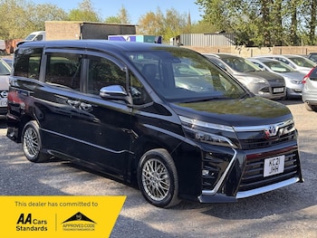 Used Toyota Voxy 2021 for sale - 78471919: Photo