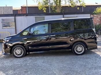 Used Toyota Voxy 2021 for sale - 78471919: Photo