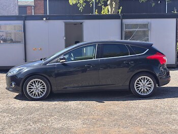 Used Ford Focus 2013 for sale - 78375009: Photo