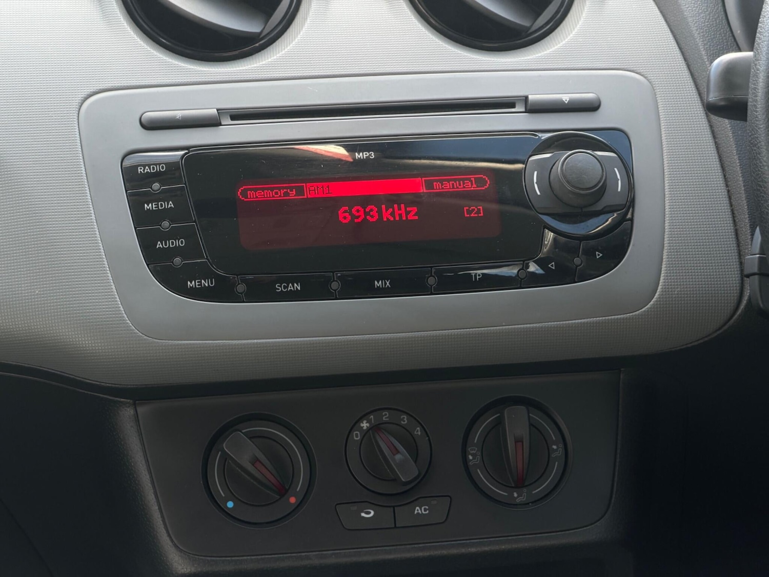 Used SEAT Ibiza for sale - 77825031: Photo 15