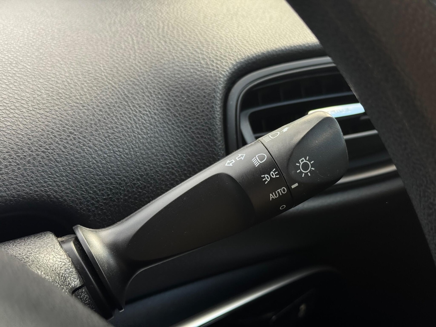 Used Toyota Prius 2026 for sale - 78204794: Photo 26