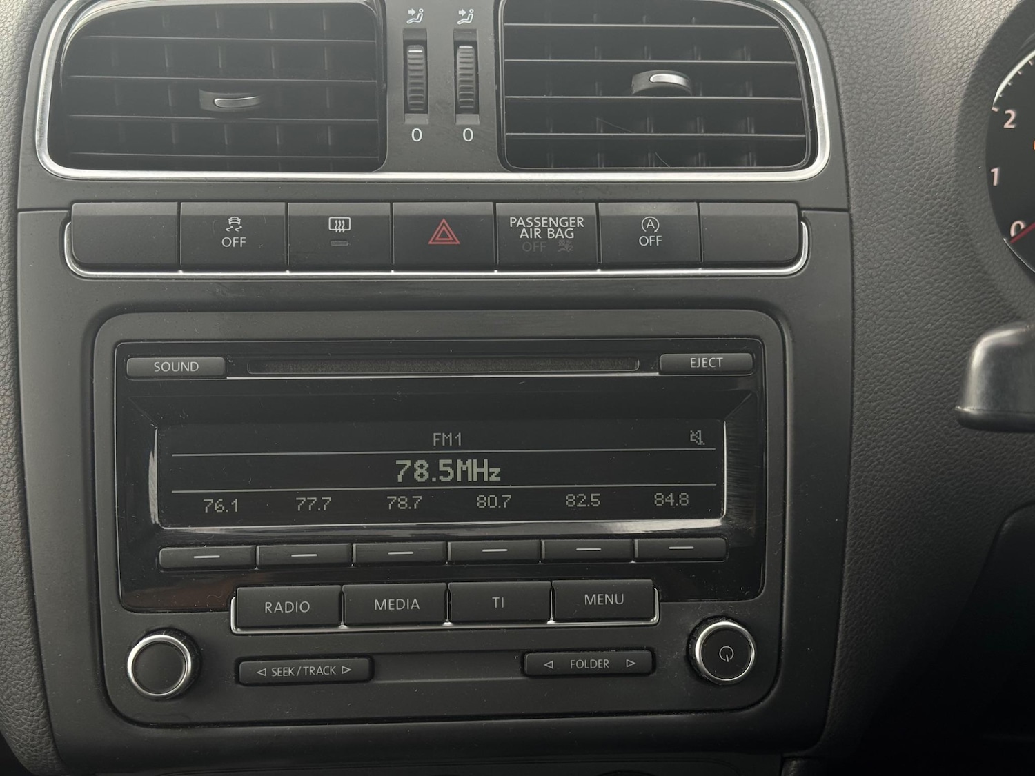 Used Volkswagen Polo for sale - 77824186: Photo 22