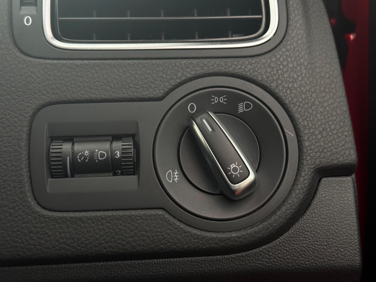 Used Volkswagen Polo for sale - 77824186: Photo 28