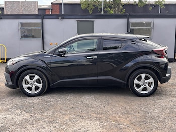 Used Toyota C-HR 2018 for sale - 78560991: Photo