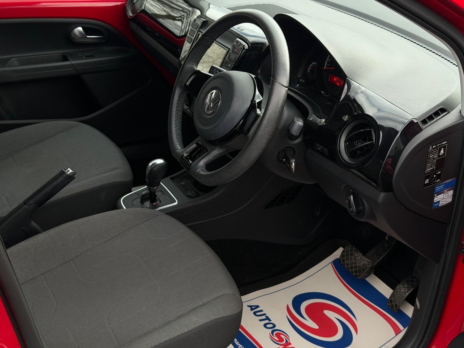 Used Volkswagen up! for sale - 77823928: Photo 9