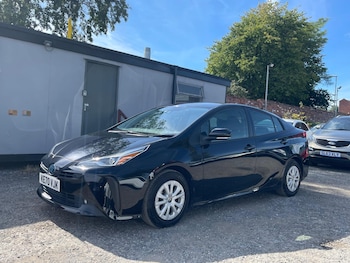 Used Toyota Prius 2020 for sale - 79496321: Photo
