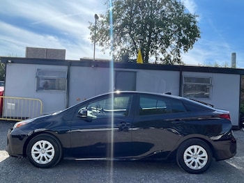 Used Toyota Prius 2020 for sale - 79496321: Photo