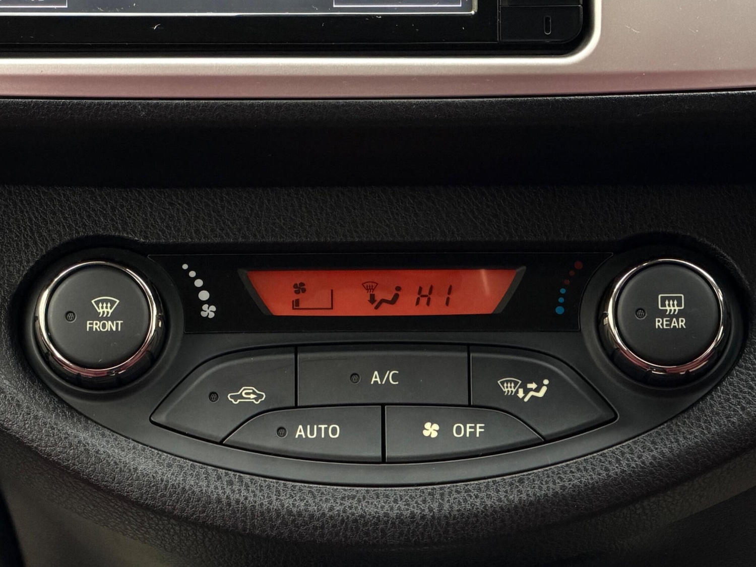 Used Toyota Yaris for sale - 77839429: Photo 20