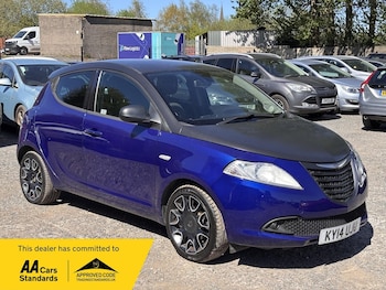 Used Chrysler Ypsilon 2014 for sale - 78447804: Photo