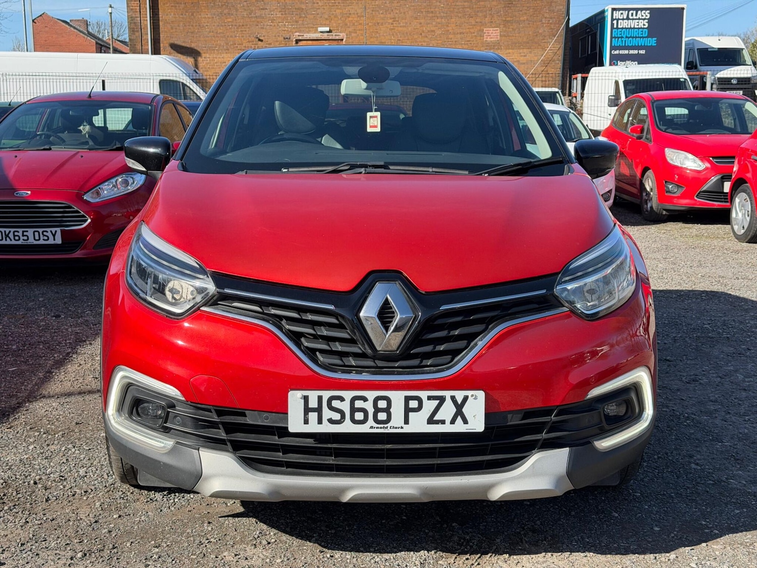 Used Renault Captur 2019 for sale - 77925899: Photo 2