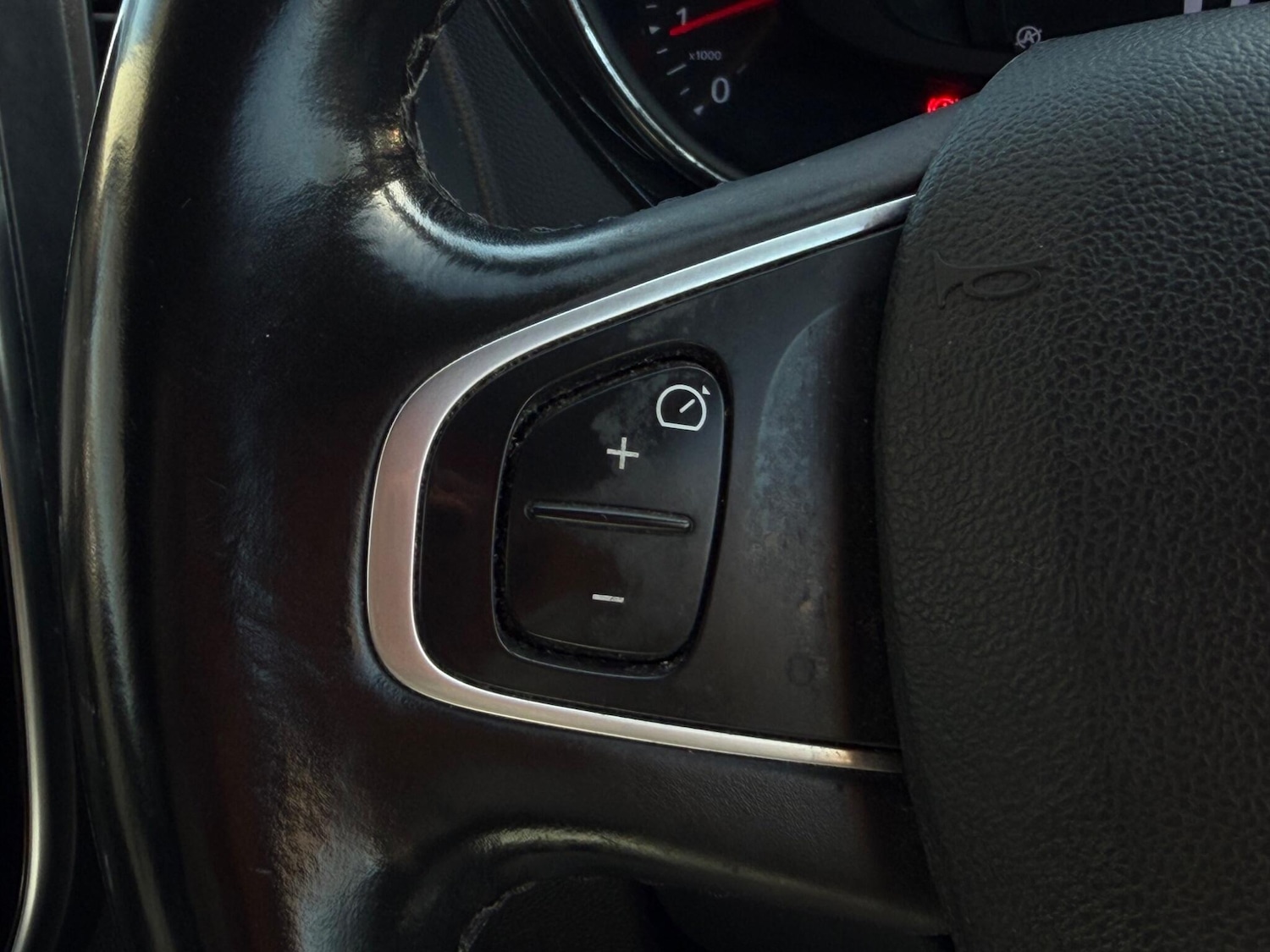 Used Renault Captur 2019 for sale - 77925899: Photo 21