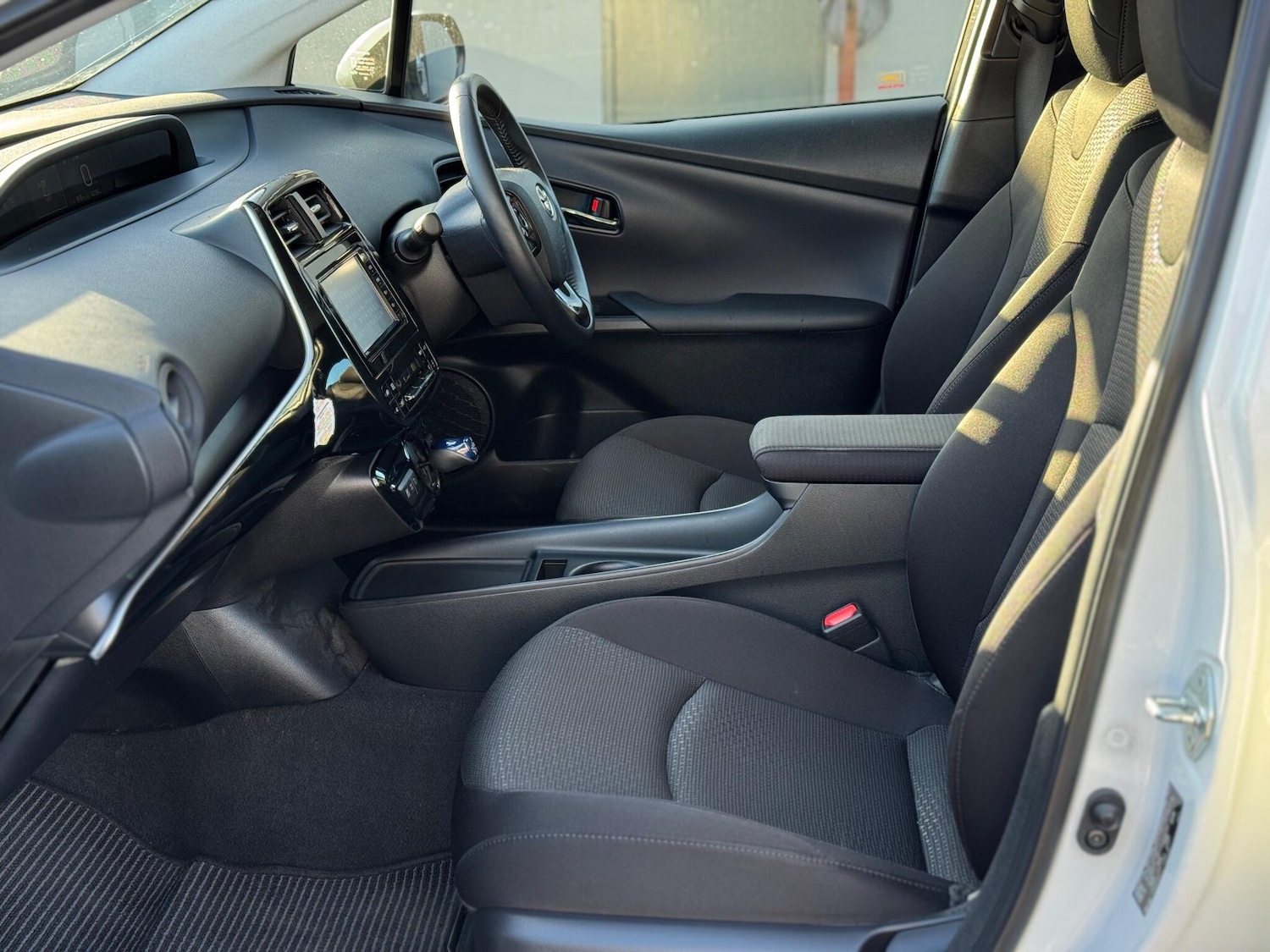 Used Toyota Prius 2025 for sale - 77823931: Photo 16