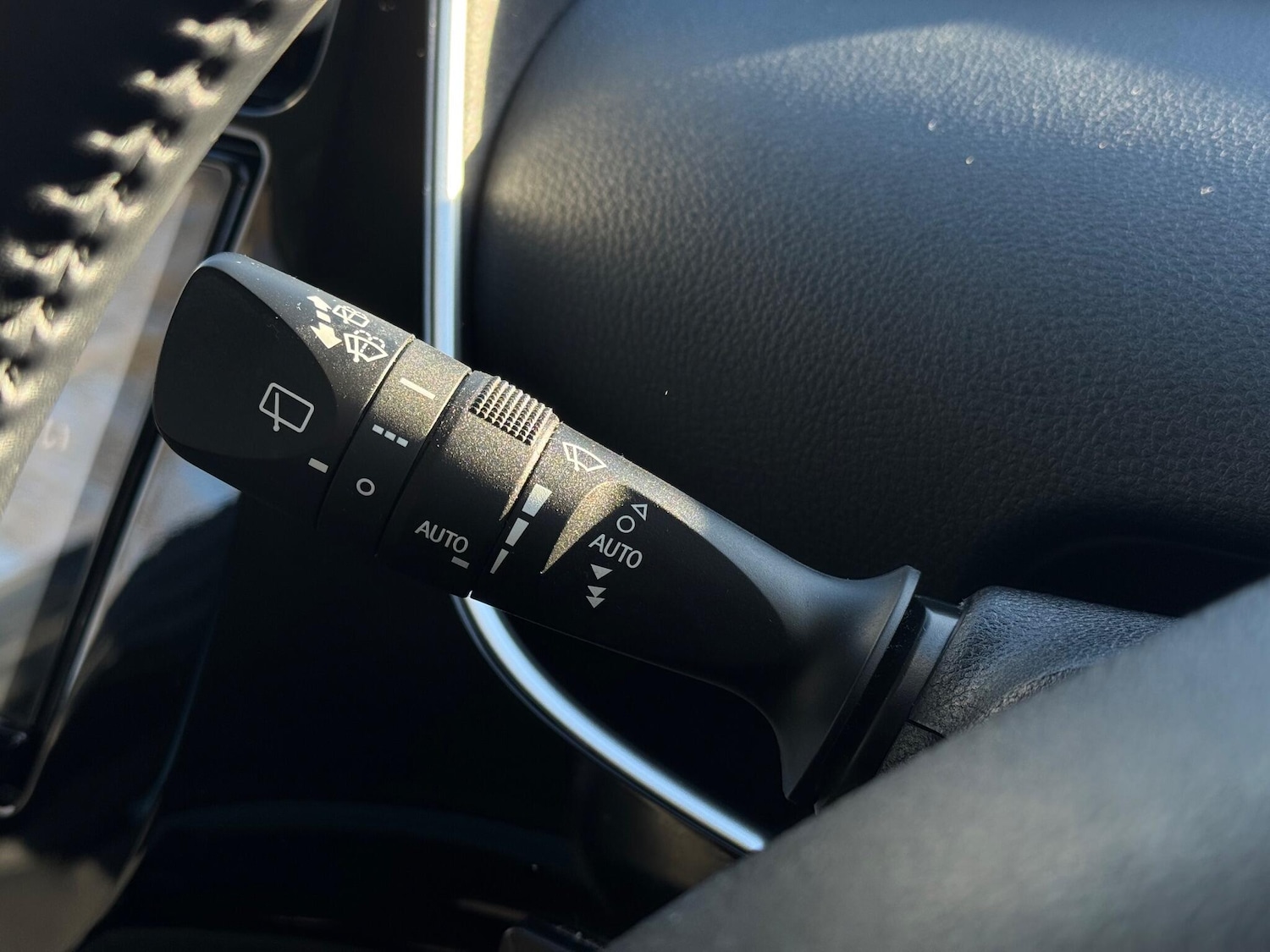 Used Toyota Prius 2025 for sale - 77823931: Photo 25