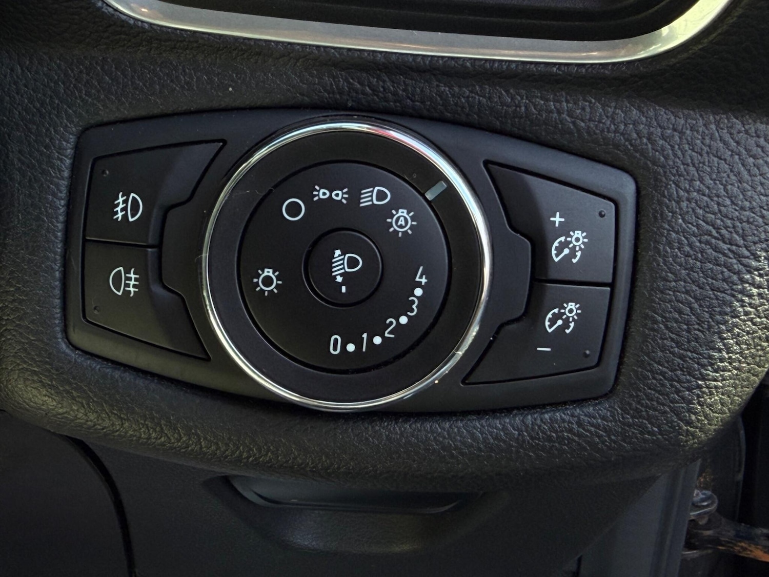 Used Ford B-MAX for sale - 77925958: Photo 28