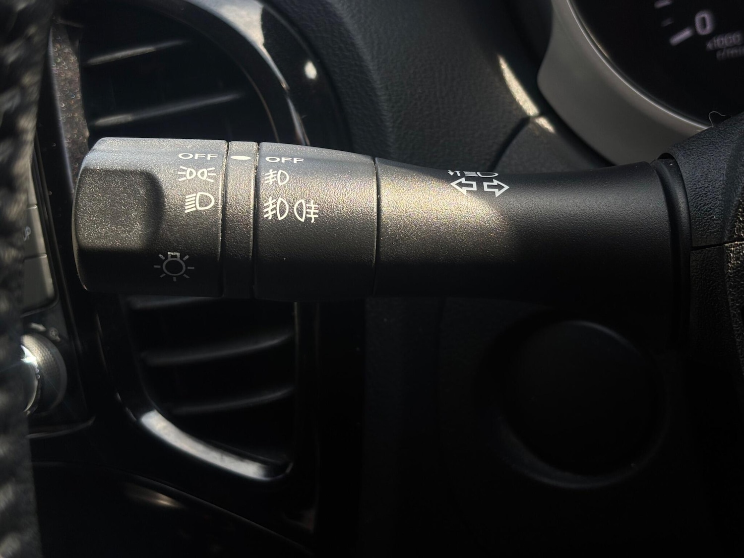 Used Nissan Juke 2014 for sale - 78184277: Photo 24