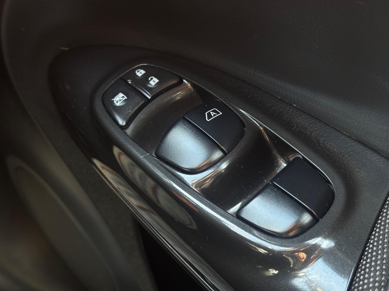 Used Nissan Juke 2014 for sale - 78184277: Photo 27